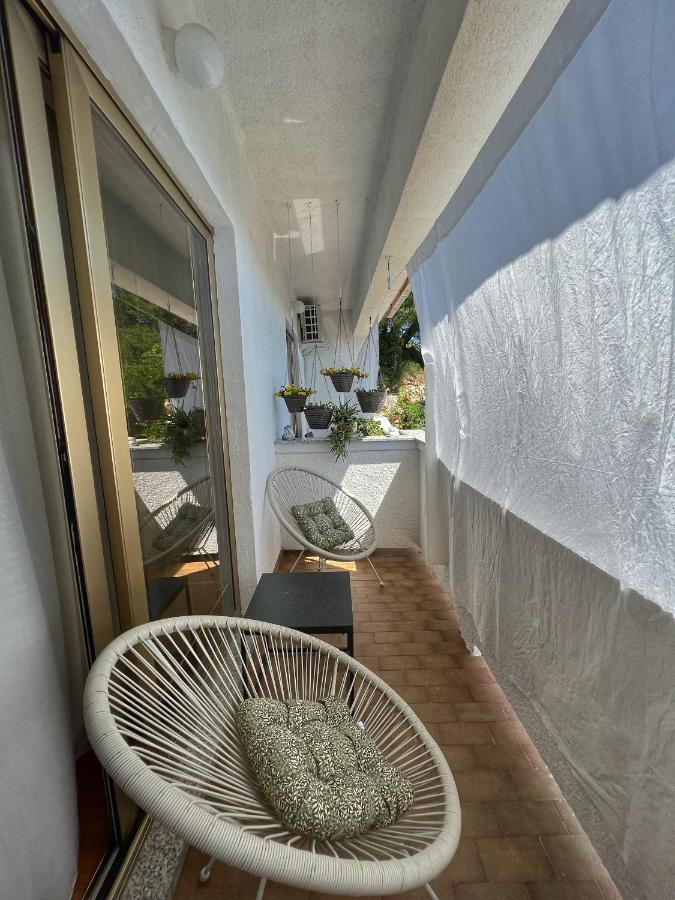 Apartmani Mia Palit Exterior foto